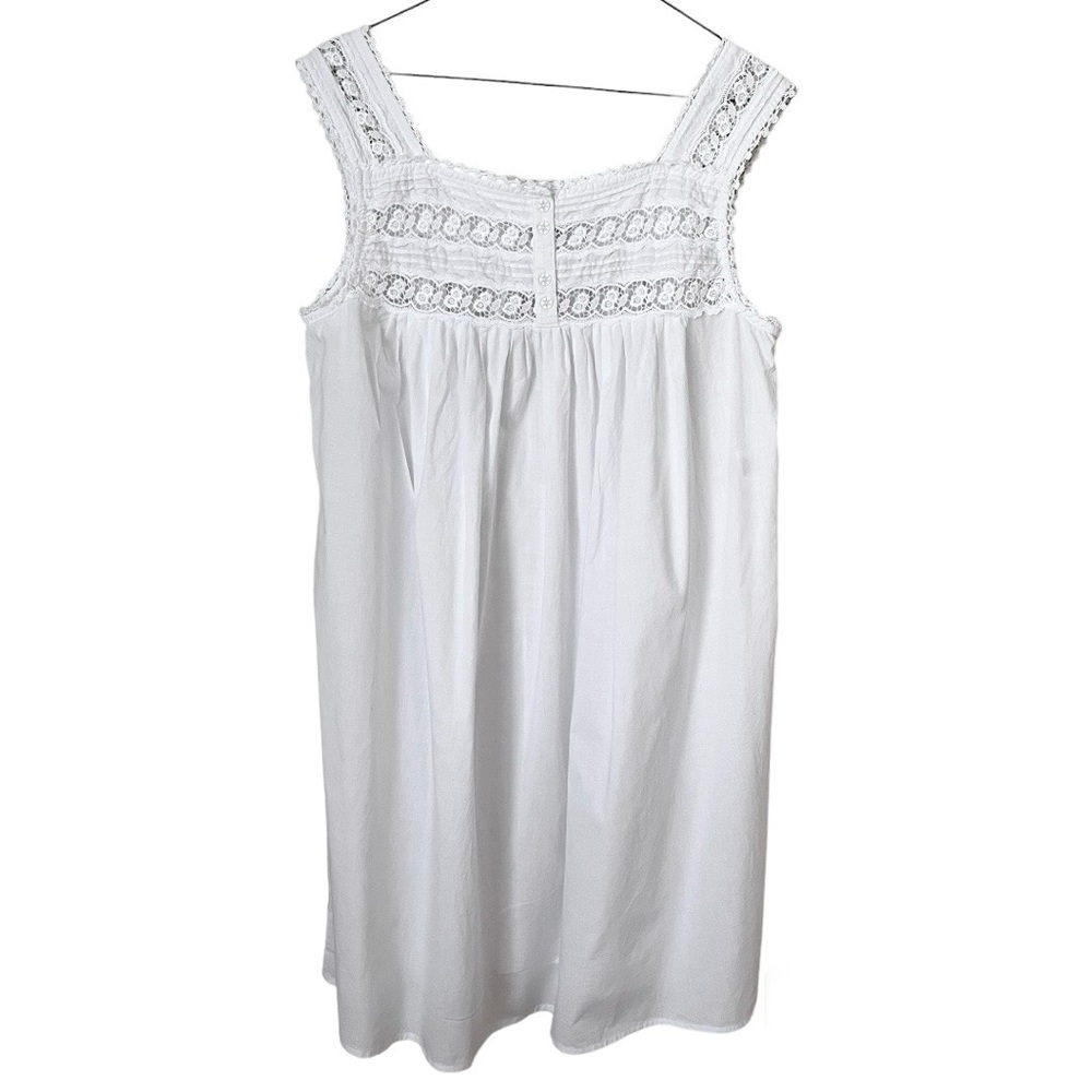 Eileen West White Lightweight Cotton Sleeveless Nightgown